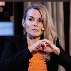 Marina Scherz.jpg